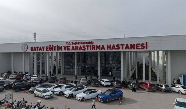 6 ŞUBAT DEPREMLERİNİN ÜÇÜNCÜ YILI - Hatay'da depremden sonra inşa edilen hastanede 2 yılda 73 bin ameliyat gerçekleştirildi