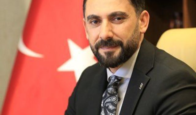 AK Parti Çukurova İlçe Başkanı Akın'dan Çukurova Belediyesine 'yağmur' tepkisi