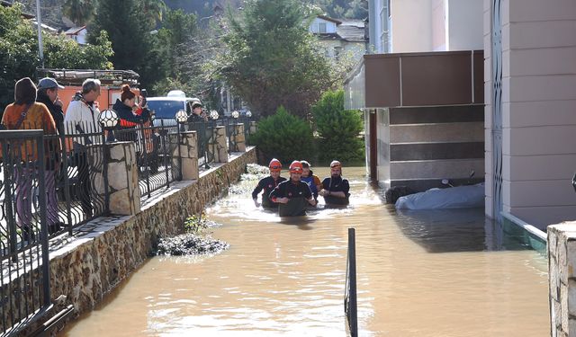 Alanya'da su baskını olan Dim Barajı'nın çevresindeki evler boşaltıldı