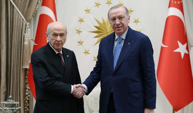 Bahçeli’den Erdoğan’a 72 Gül