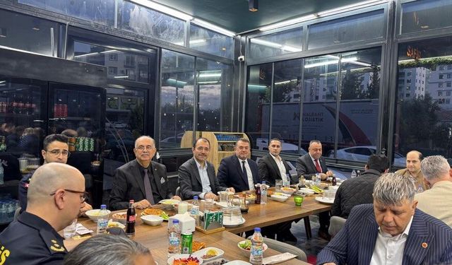 Kadirli Kaymakamı Erdinç Dolu OSB İftarında