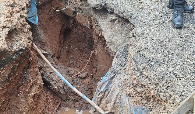 Kahramanmaraş’ta Altyapı Çalışmasında Göçük: İşçi Yaralandı