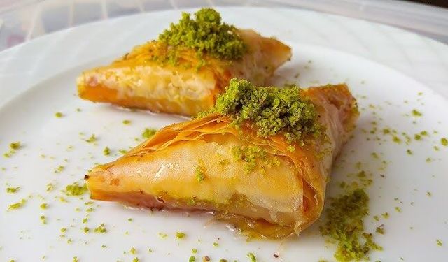 İftara da Bayrama da Yakışan Pratik Lezzet: Muhallebili Yufka Tatlısı