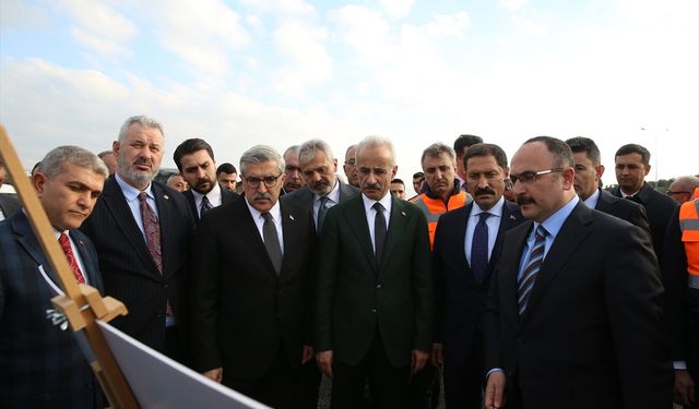 Ulaştırma ve Altyapı Bakanı Uraloğlu Hatay'da 'Kardeşlik İftarı'nda konuştu: