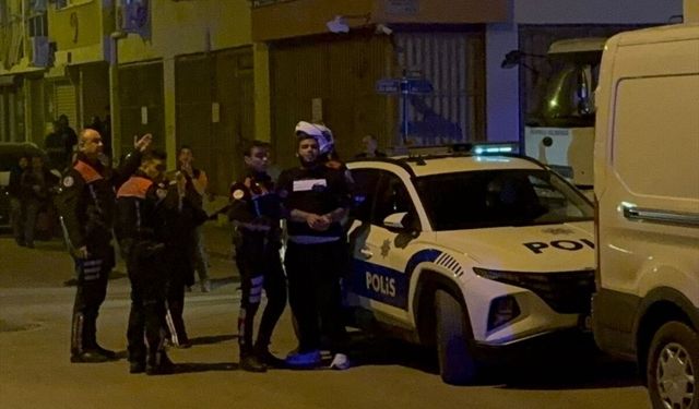 Antalya'da iki aile arasında çıkan silahlı kavgada 2 kişi yaralandı