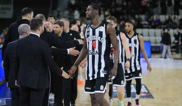 Beşiktaş GAİN, Manisa Basket’i Farklı Geçti: 102-70