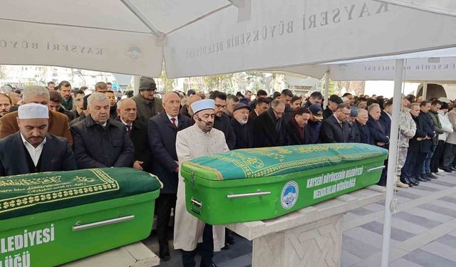 Başkan Çolakbayrakdar'ın babası toprağa verildi