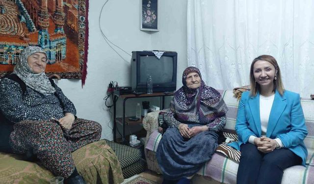 Başkan Tekin Ramazan ayında yaşlıları unutmadı