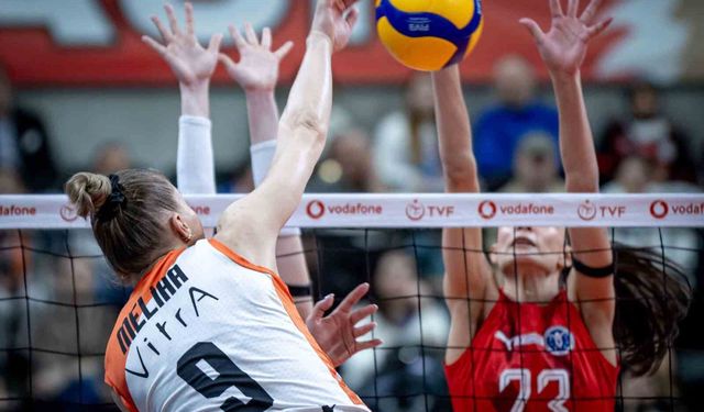 Eczacıbaşı Dynavit normal sezonu galibiyetle tamamladı