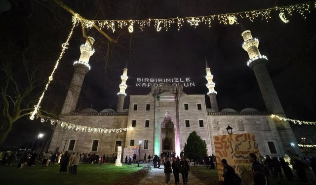 Fatih Belediyesinden anlamlı etkinlik: Çocuklar ve aileler Ramazan ruhunu doyasıya yaşadı