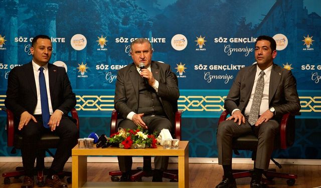 Gençlik ve Spor Bakanı Bak, Osmaniye'de gençlerle bir araya geldi: