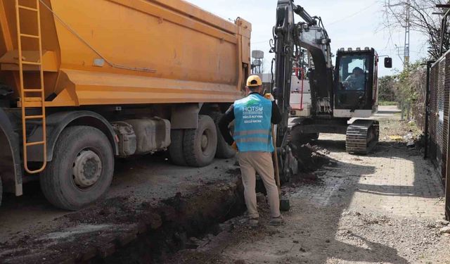 Hatay Büyükşehir Belediyesi, Payas'ta içme suyu şebeke hattını yeniliyor