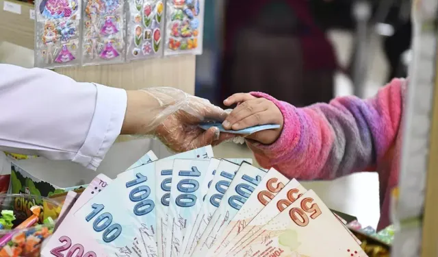 İstanbul’da Öğrencilere Kantin Kartı Desteği  Aylık 2 Bin TL Verilecek