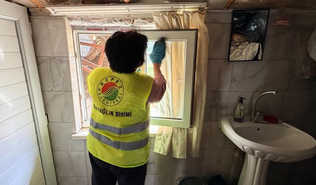 Kepez'de şehit ve gazi ailelerinin evlerinde bayram temizliği yapıldı