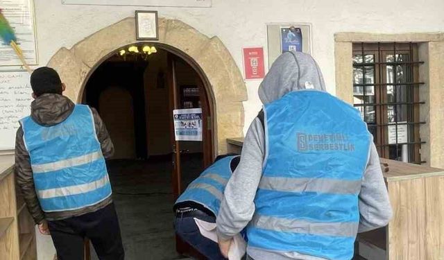 Muğla'da denetimli serbestlik yükümlülerinden örnek davranış