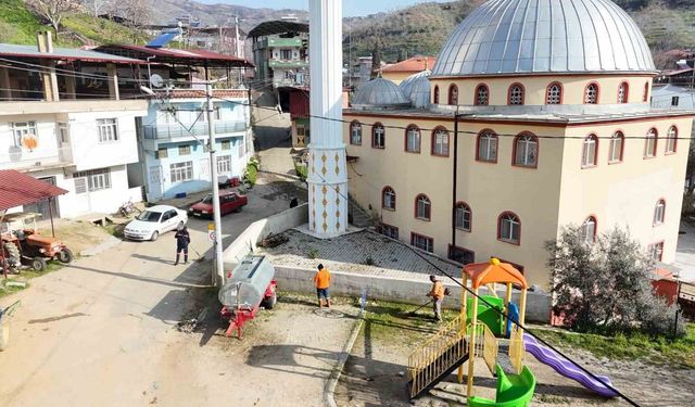 Nazilli Belediyesi'nden 82 mahallede bayram temizliği