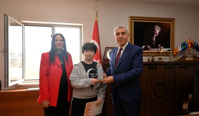 Osmaniye’nin Gurur Tablosu: Genç Yeteneklere Aydın Albak’tan Ödül!