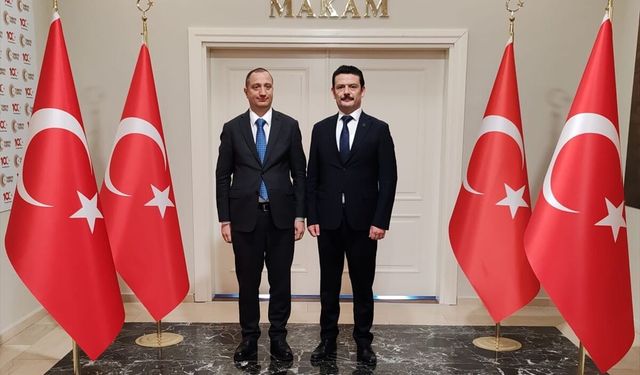 Tarsus İlçe Emniyet Müdürlüğüne atanan Berat Günçiçek görevine başladı