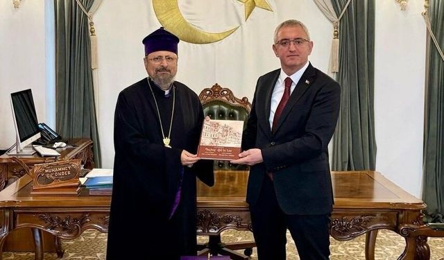 Türkiye Ermenileri Patriği Maşalyan'dan İskenderun Kaymakamı Önder'e ziyaret
