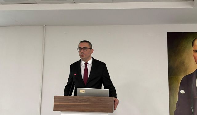 Acil Sağlık Çalışanlarına Kutlama