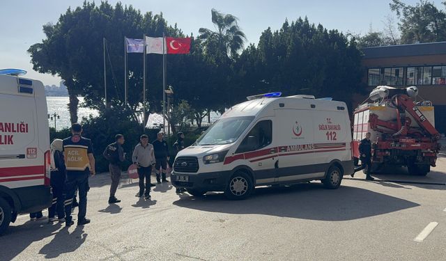 Adana'da gölde boğulma tehlikesi geçiren kişi hastaneye kaldırıldı
