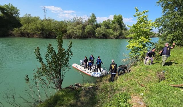 Antalya'da 6 gündür kayıp olan belediye personeli için ırmakta arama çalışması yapıldı
