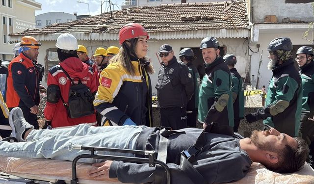 Burdur'da deprem tatbikatı yapıldı