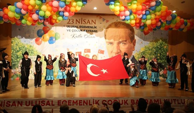 Doğa Koleji 23 Nisan coşkusunu tüm kampüslerinde aynı anda yaşadı
