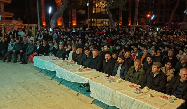 Düziçi’nde Milli Coşku: Vatan Meydanı’nda Tek Yürek Oldular