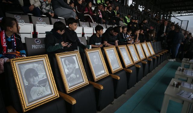 Kahramanmaraş İstiklal Spor, Ankara Demirspor maçında öğrenci ve öğretmenleri ağırladı