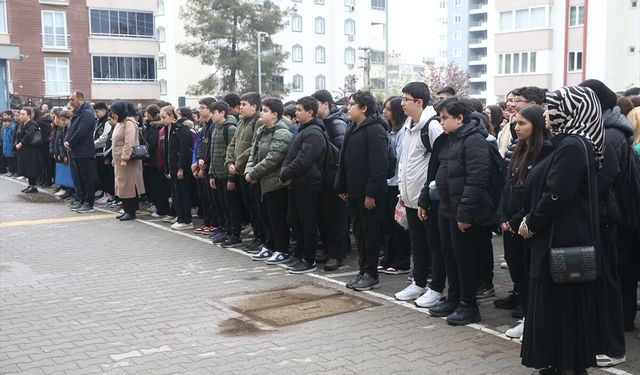 Kahramanmaraş'ta okul saldırısında hayatını kaybeden öğretmen ile öğrenciler anıldı
