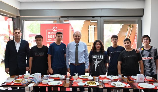 Kepez'in projelerine birincilik ve ikincilik ödülü