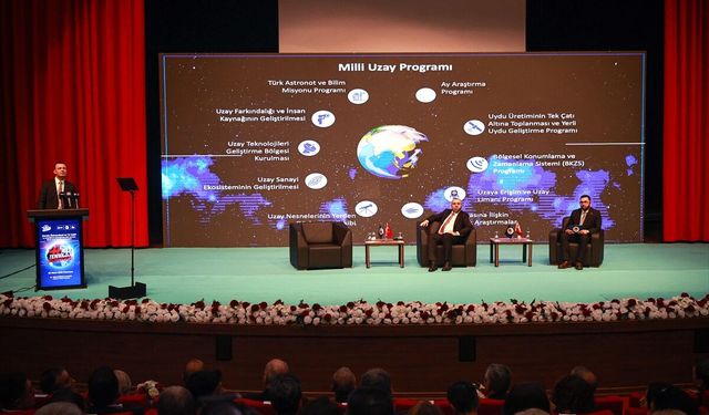 Mersin'de 'Milli Teknoloji Zirvesi' düzenlendi