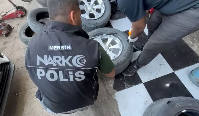 Mersin'de pikabın lastiklerine gizlenmiş 8 kilo 266 gram eroin ele geçirildi