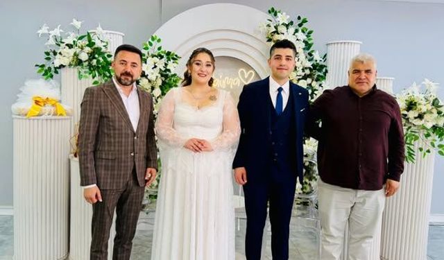 AK Parti Düziçi İlçe Başkanı Turgut Kararmaz Genç Çifti Yalnız Bırakmadı