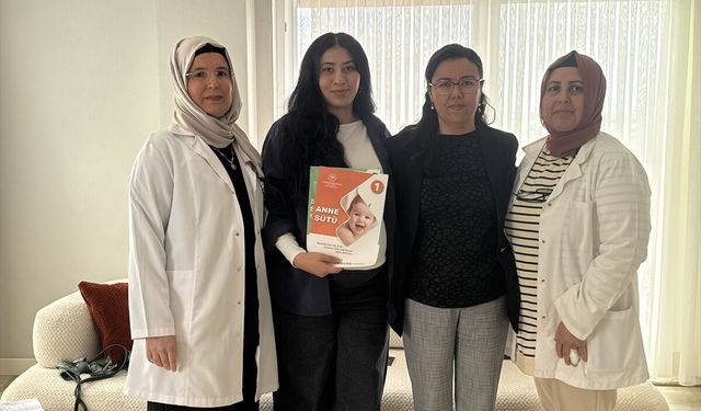 Antalya'da 'Her Gebeye Bir Ebe' uygulaması kapsamında ev ziyaretleri başladı