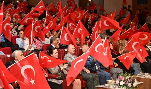 Osmaniye’de “Ezgilerde Vatan” Programına Yoğun İlgi