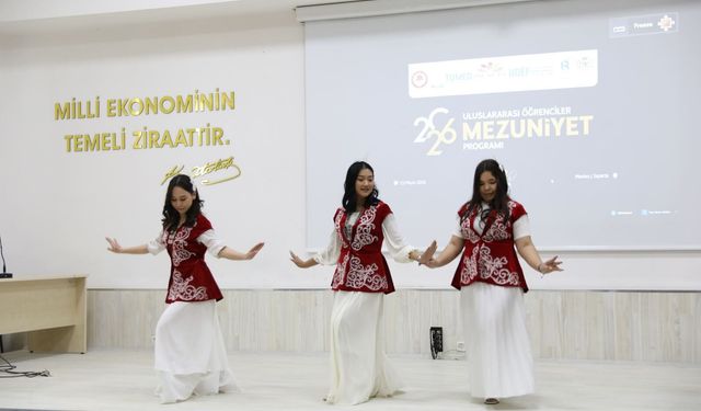 Isparta'da Uluslararası öğrenciler için mezuniyet töreni düzenlendi