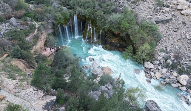 Mut’un Doğal Güzelliği Yerköprü Şelalesi