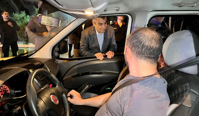 Mersin Valisi Atilla Toros asayiş ve trafik uygulamalarına katıldı