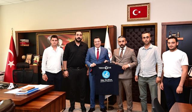 Ülkü Ocakları’ndan Rektör Uzun’a Ziyaret