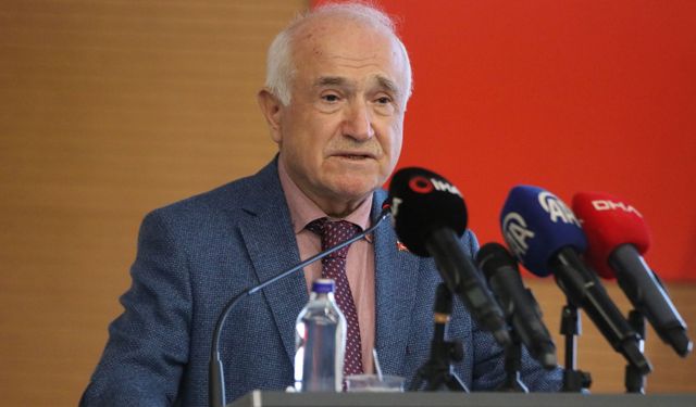 Adana'da 'İş Hukukuna İlişkin Uygulama Sorunları ve Çözüm Önerileri Sempozyumu' başladı