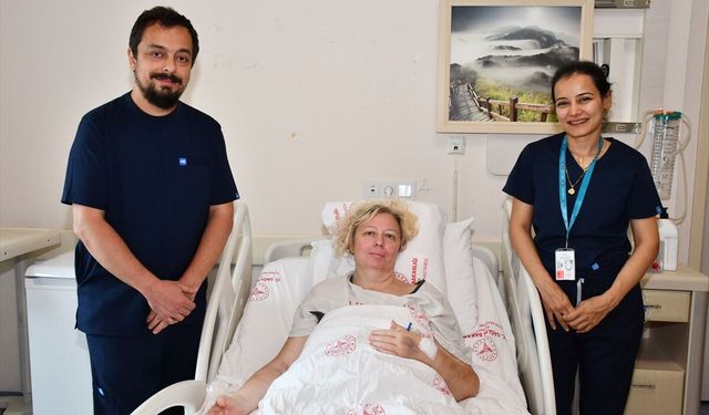 Alanya'da karnından 12 kilogramlık kitle çıkarılan Rus hasta sağlığına kavuştu
