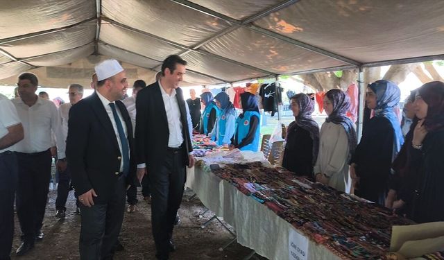 Bozyazı'da hayır çarşısı kuruldu