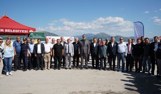 Eğirdir Gölü'nde av sezonu başladı