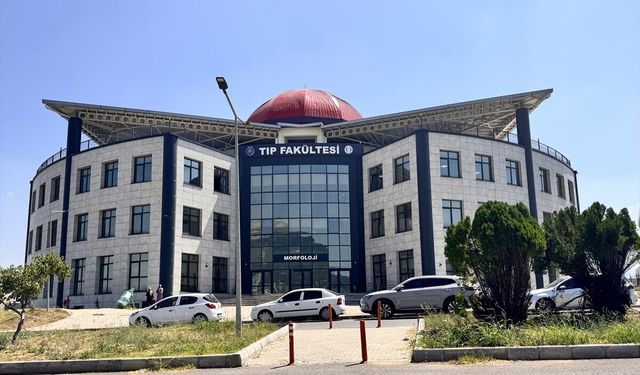 Geleceğin hekimleri bağımlılıkla mücadele dersiyle mesleğe hazırlanacak