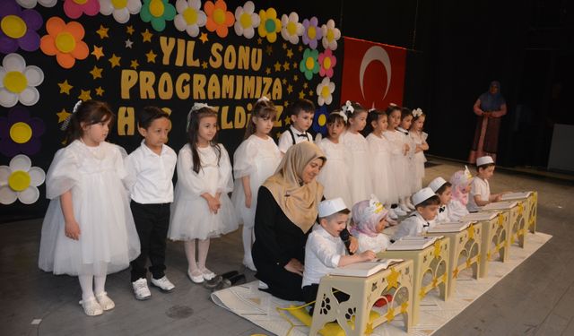 Gülnar ilçesinde Kuran kursu yıl sonu programı yapıldı