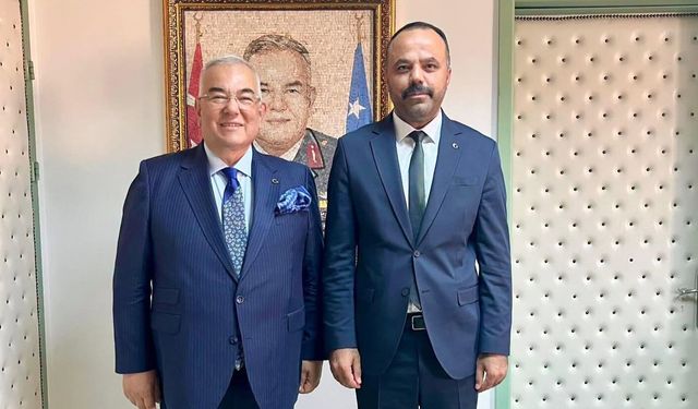 Hakkoymaz'dan Prof. Dr. Mustafa Gerek'e Ziyaret