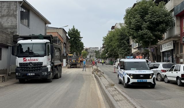 Kahramanmaraş'ta altyapı çalışması sırasında doğal gaz borusu delindi