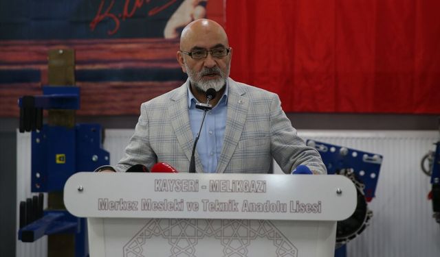 Kayseri'de Vehbi Koç Vakfı tarafından Ford Eğitim Laboratuvarı açıldı